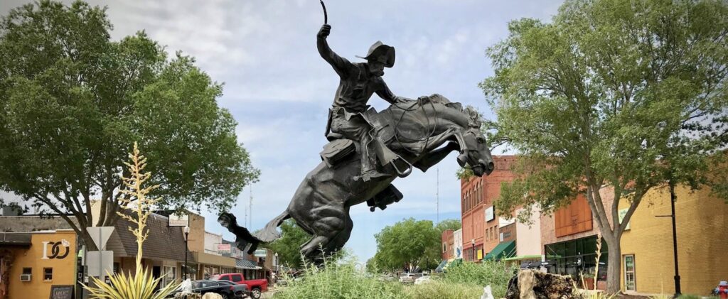 Stillwater Horse Downtown